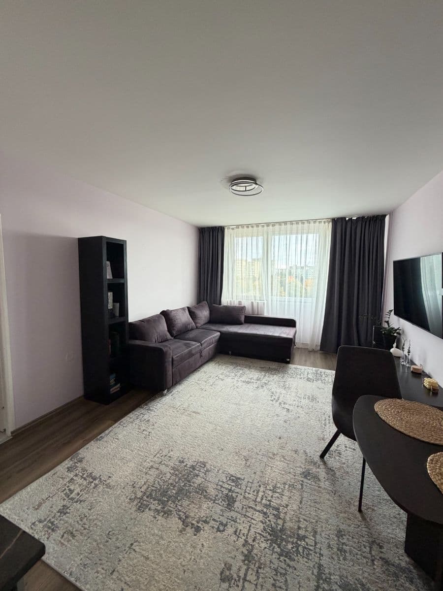 2 bedroom with open-plan kitchen flat to rent, 62 m², Ke Škole, Prague, Prague 2 bedroom with open-plan kitchen flat to rent, 62 m², Ke Škole, Prague, Prague