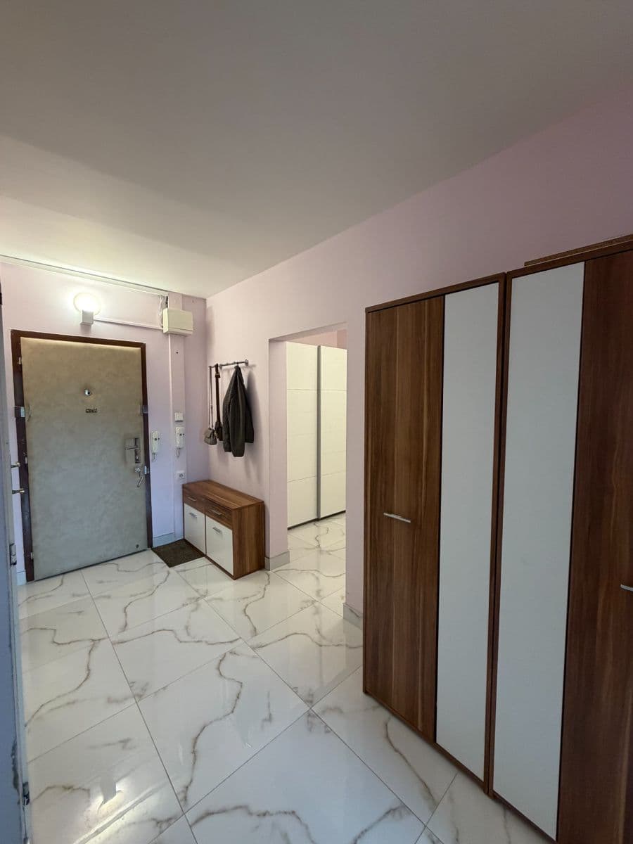 2 bedroom with open-plan kitchen flat to rent, 62 m², Ke Škole, Prague, Prague 2 bedroom with open-plan kitchen flat to rent, 62 m², Ke Škole, Prague, Prague