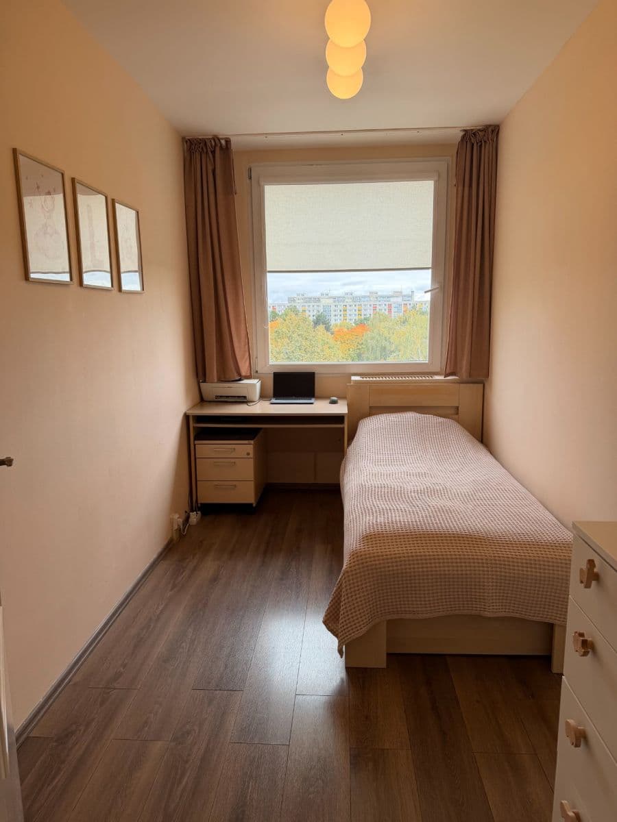 2 bedroom with open-plan kitchen flat to rent, 62 m², Ke Škole, Prague, Prague 2 bedroom with open-plan kitchen flat to rent, 62 m², Ke Škole, Prague, Prague