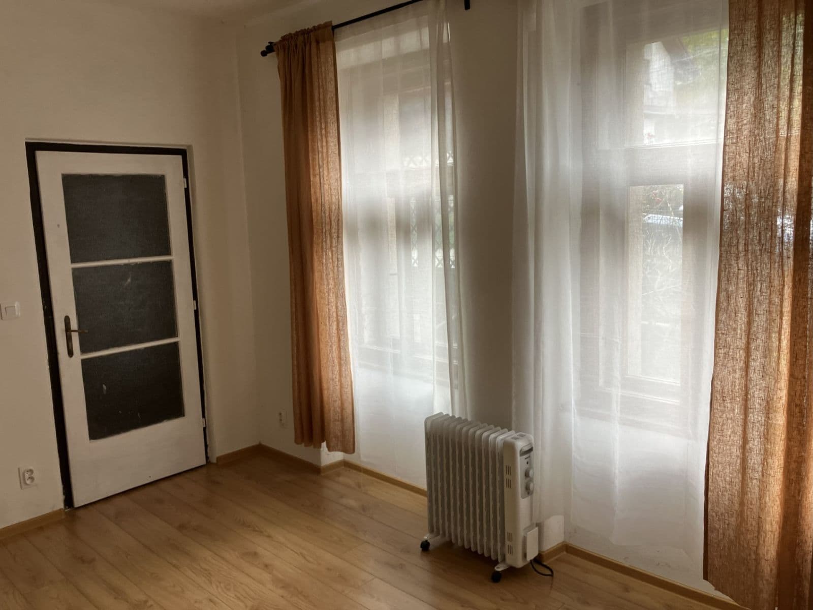 2 bedroom with open-plan kitchen flat to rent, 70 m², V Zídkách, Vrané nad Vltavou, Středočeský Region 2 bedroom with open-plan kitchen flat to rent, 70 m², V Zídkách, Vrané nad Vltavou, Středočeský Region