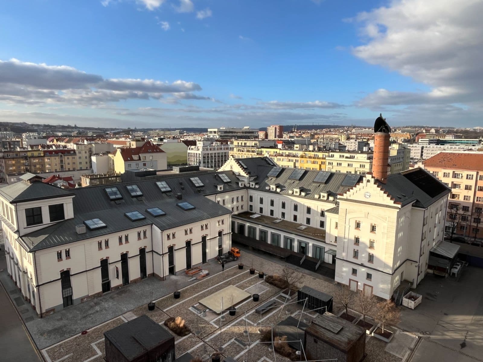 3 bedroom with open-plan kitchen flat to rent, 90 m², U Uranie, Prague, Prague 3 bedroom with open-plan kitchen flat to rent, 90 m², U Uranie, Prague, Prague