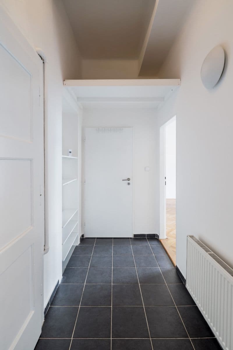 1 bedroom with open-plan kitchen flat to rent, 55 m², Sokolovská, Prague, Prague 1 bedroom with open-plan kitchen flat to rent, 55 m², Sokolovská, Prague, Prague