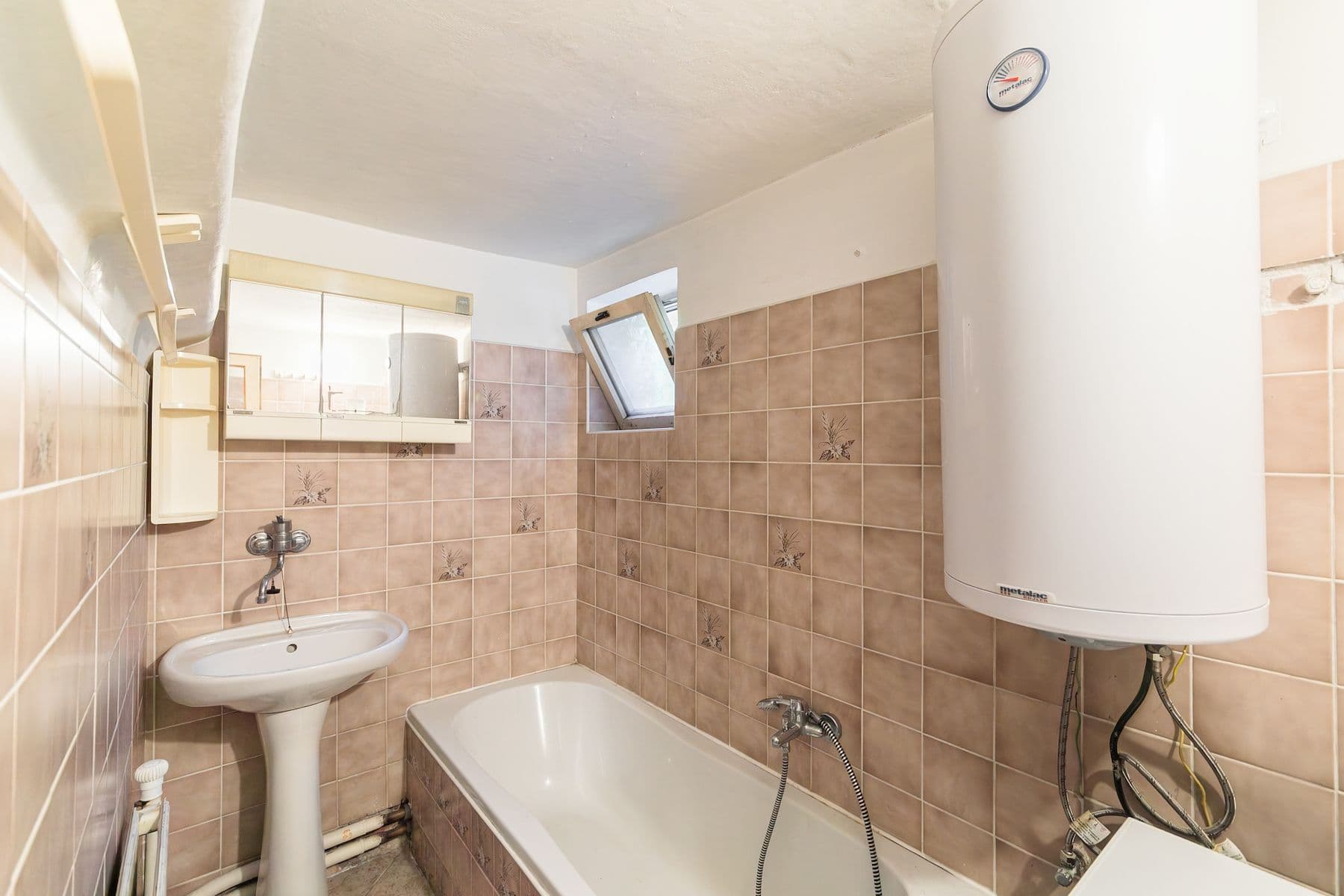 house for sale, 255 m², Střemy, Středočeský Region house for sale, 255 m², Střemy, Středočeský Region