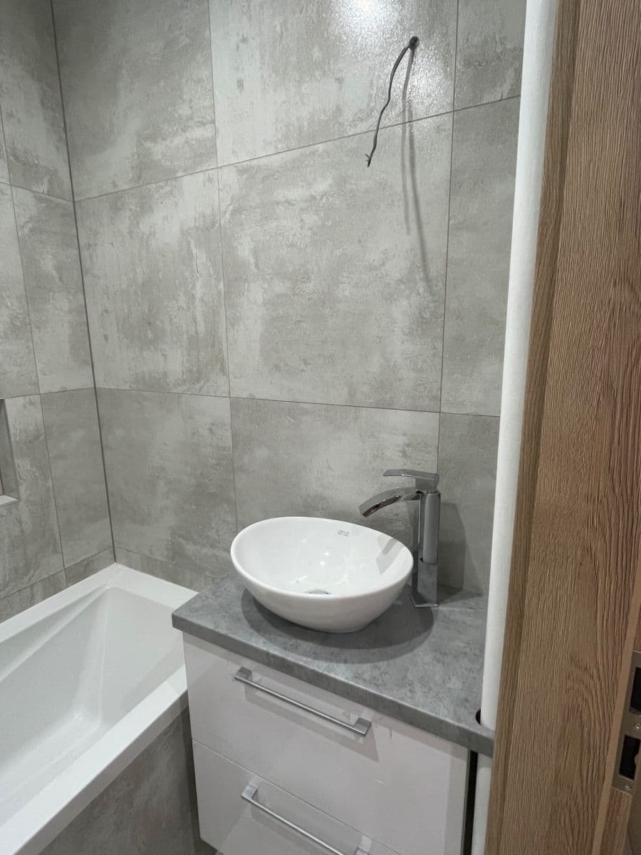 1 bedroom with open-plan kitchen flat to rent, 46 m², Matuškova, Havířov, Moravskoslezský Region 1 bedroom with open-plan kitchen flat to rent, 46 m², Matuškova, Havířov, Moravskoslezský Region