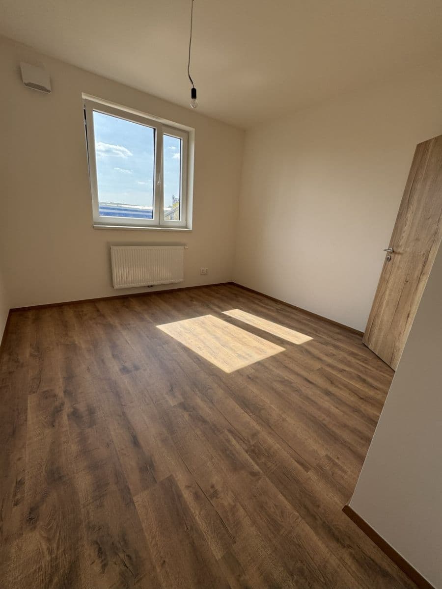 1 bedroom with open-plan kitchen flat to rent, 48 m², Augustina Lukeše, Brandýs nad Labem-Stará Boleslav, Středočeský Region 1 bedroom with open-plan kitchen flat to rent, 48 m², Augustina Lukeše, Brandýs nad Labem-Stará Boleslav, Středočeský Region