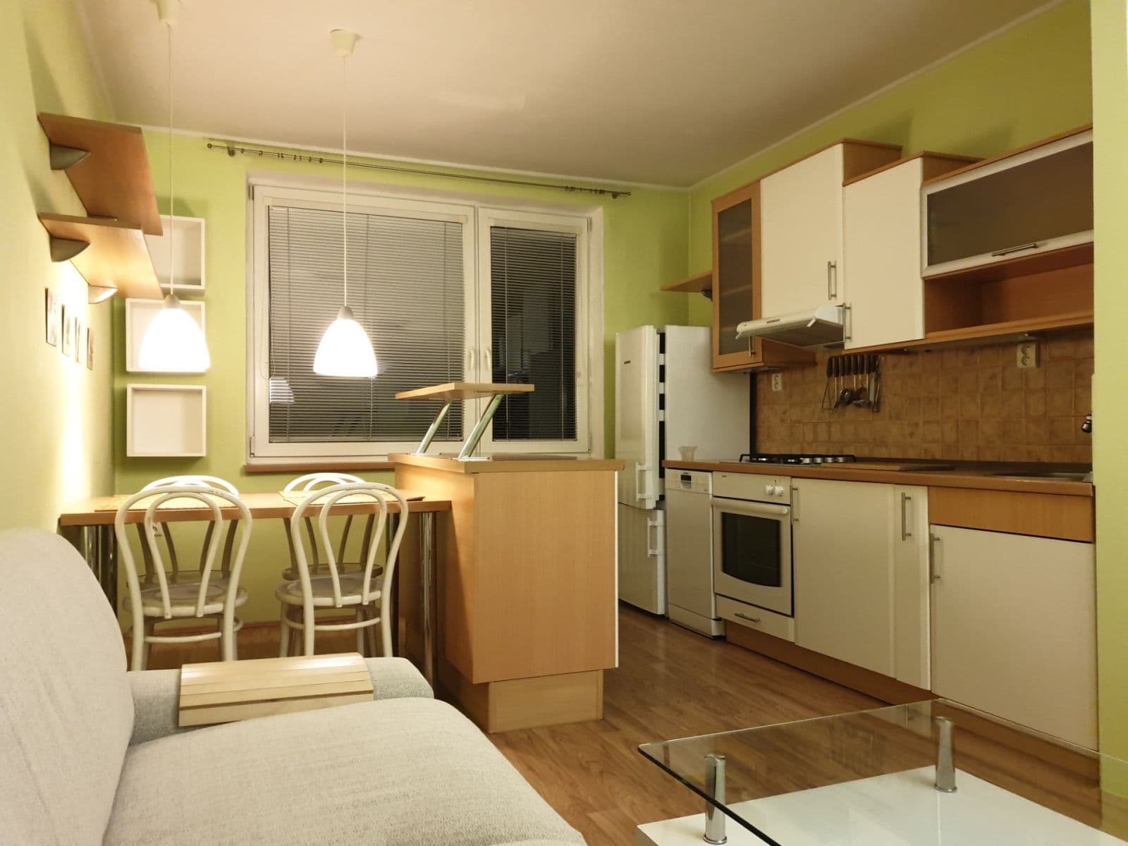 2 bedroom with open-plan kitchen flat to rent, 52 m², tř. 17. listopadu, Přerov, Olomoucký Region 2 bedroom with open-plan kitchen flat to rent, 52 m², tř. 17. listopadu, Přerov, Olomoucký Region