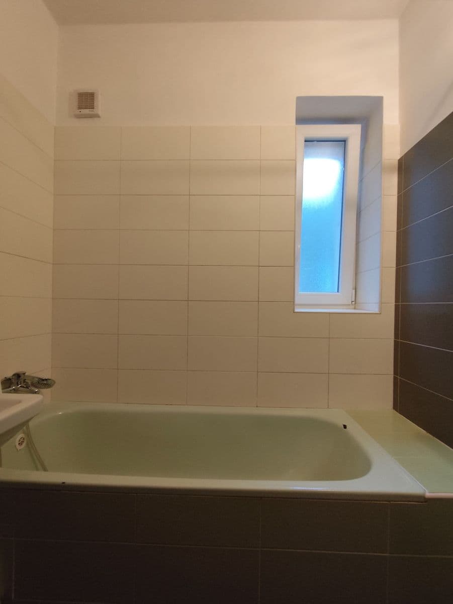 2 bedroom flat to rent, 62 m², Bezručova čtvrť, Kuřim, Jihomoravský Region 2 bedroom flat to rent, 62 m², Bezručova čtvrť, Kuřim, Jihomoravský Region