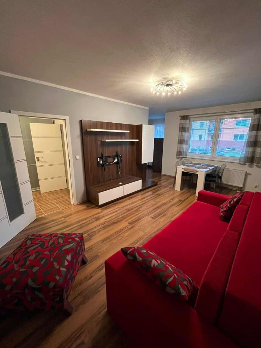 1 bedroom with open-plan kitchen flat to rent, 50 m², Květná, Plzeň, Plzeňský Region 1 bedroom with open-plan kitchen flat to rent, 50 m², Květná, Plzeň, Plzeňský Region