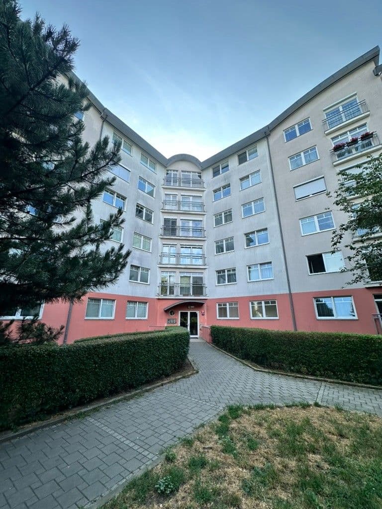 garage to rent, 10 m², Přípotoční, Prague, Prague garage to rent, 10 m², Přípotoční, Prague, Prague