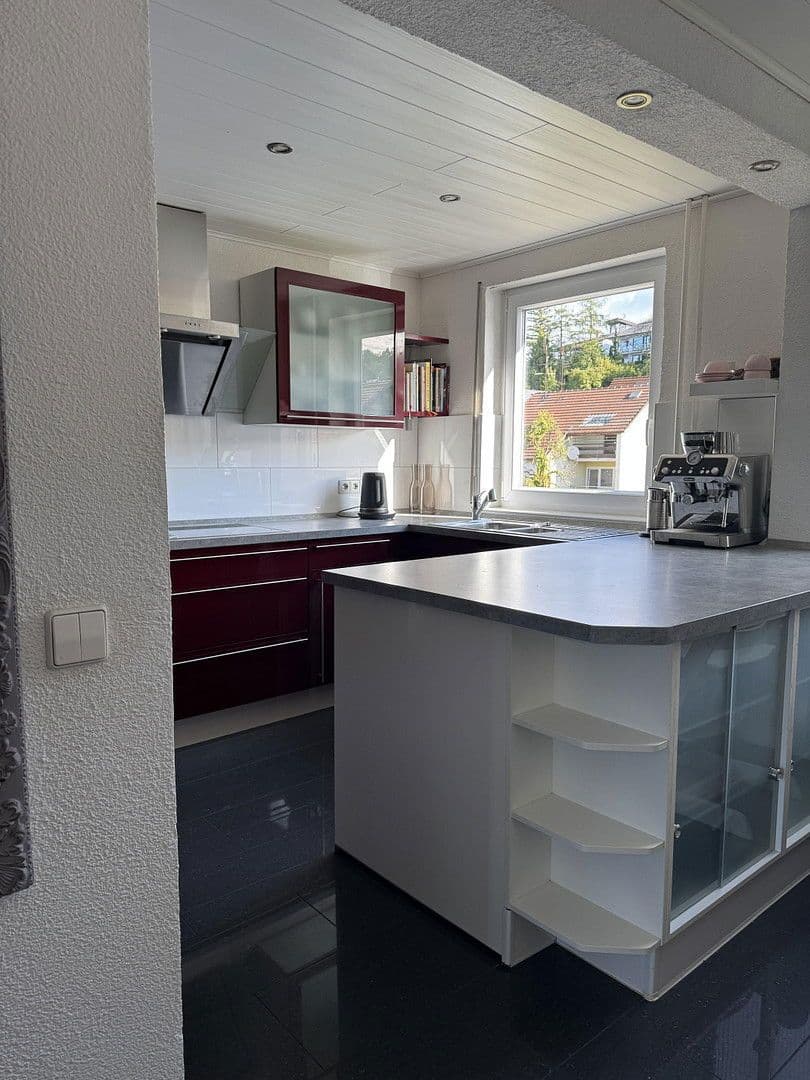 3 bedroom with open-plan kitchen flat for sale, 100 m², Leonberg, Baden-Württemberg 3 bedroom with open-plan kitchen flat for sale, 100 m², Leonberg, Baden-Württemberg