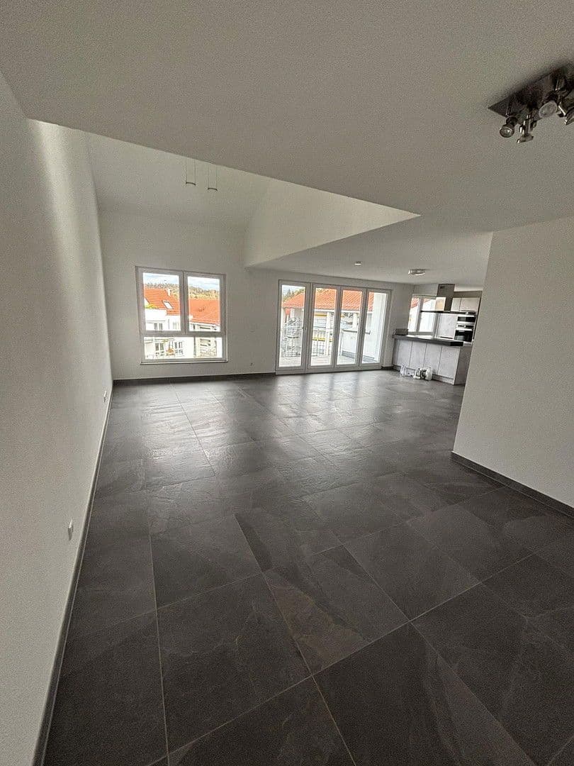 5 bedroom flat to rent, 200 m², Sindelfingen, Baden-Württemberg 5 bedroom flat to rent, 200 m², Sindelfingen, Baden-Württemberg