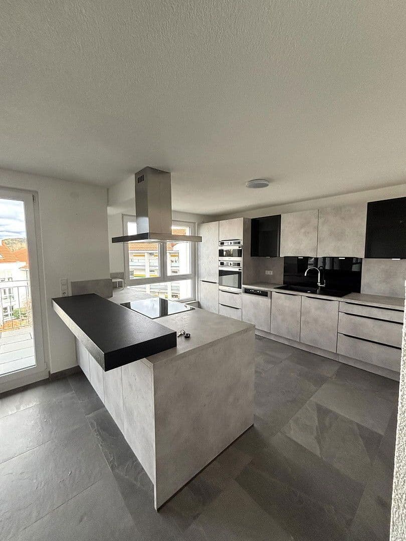 5 bedroom flat to rent, 200 m², Sindelfingen, Baden-Württemberg 5 bedroom flat to rent, 200 m², Sindelfingen, Baden-Württemberg