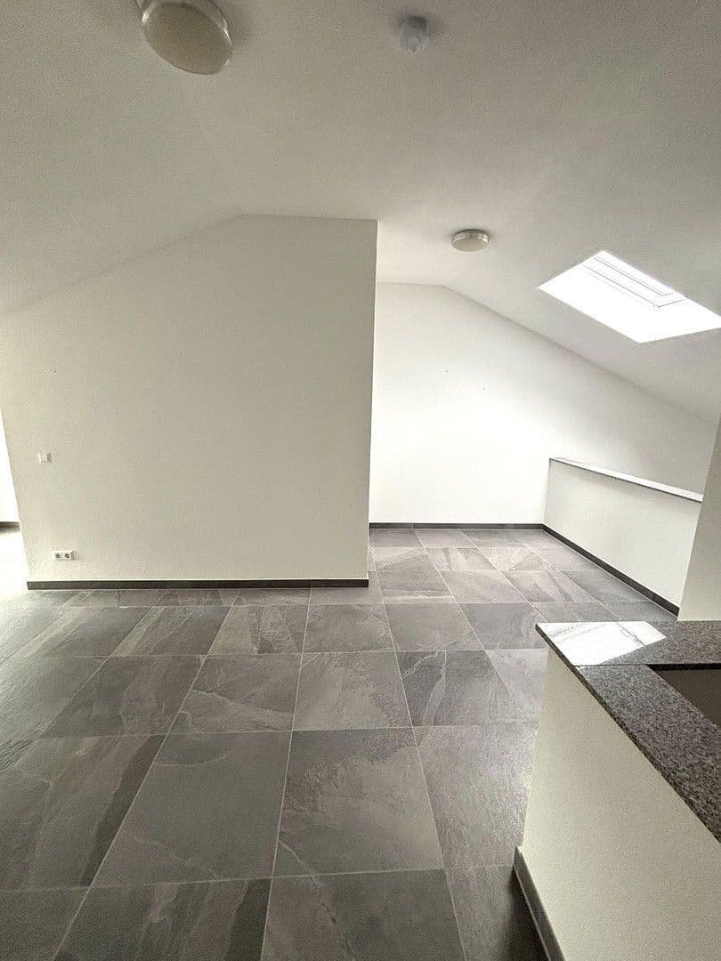 5 bedroom flat to rent, 200 m², Sindelfingen, Baden-Württemberg 5 bedroom flat to rent, 200 m², Sindelfingen, Baden-Württemberg