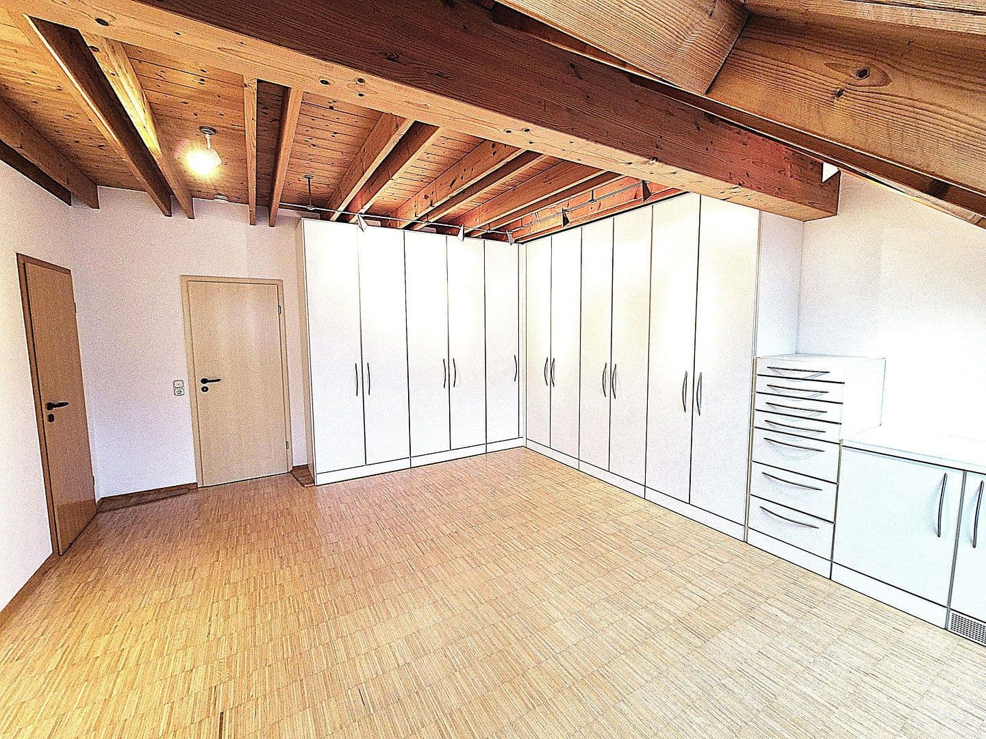 house to rent, 200 m², Frankfurt, Hesse house to rent, 200 m², Frankfurt, Hesse