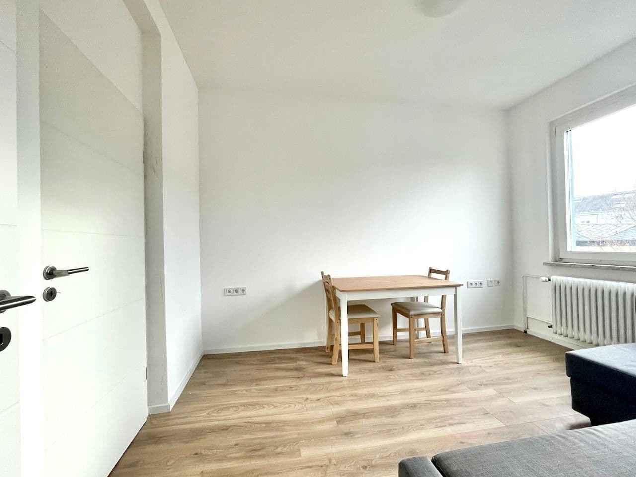 2 bedroom flat to rent, 40 m², Bahnhofstr. 0, Brühl, North Rhine-Westphalia 2 bedroom flat to rent, 40 m², Bahnhofstr. 0, Brühl, North Rhine-Westphalia