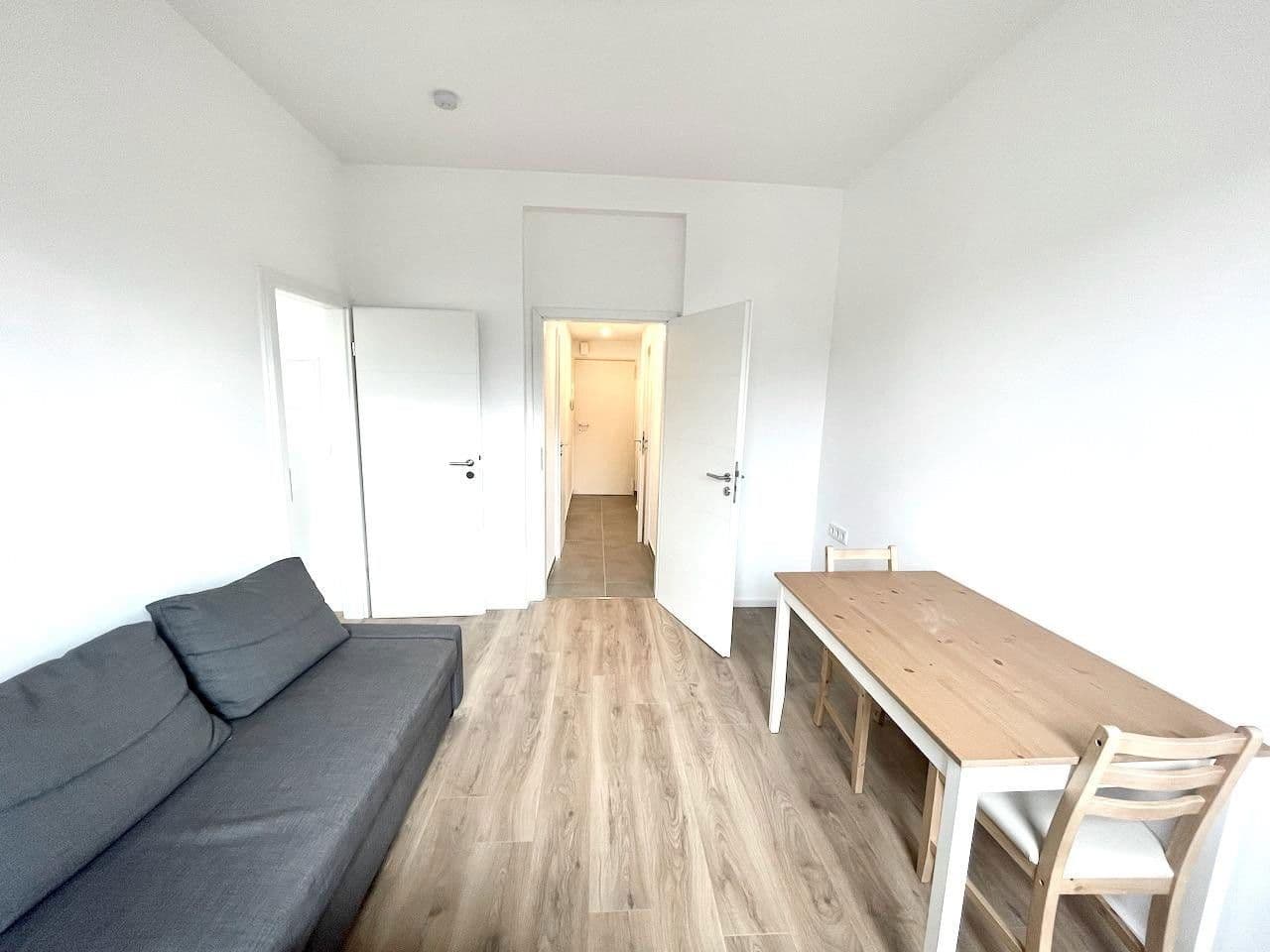 2 bedroom flat to rent, 40 m², Bahnhofstr. 0, Brühl, North Rhine-Westphalia 2 bedroom flat to rent, 40 m², Bahnhofstr. 0, Brühl, North Rhine-Westphalia