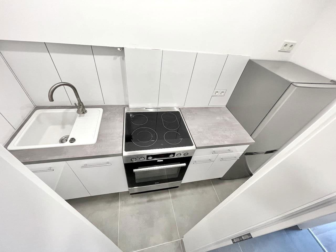 2 bedroom flat to rent, 40 m², Bahnhofstr. 0, Brühl, North Rhine-Westphalia 2 bedroom flat to rent, 40 m², Bahnhofstr. 0, Brühl, North Rhine-Westphalia