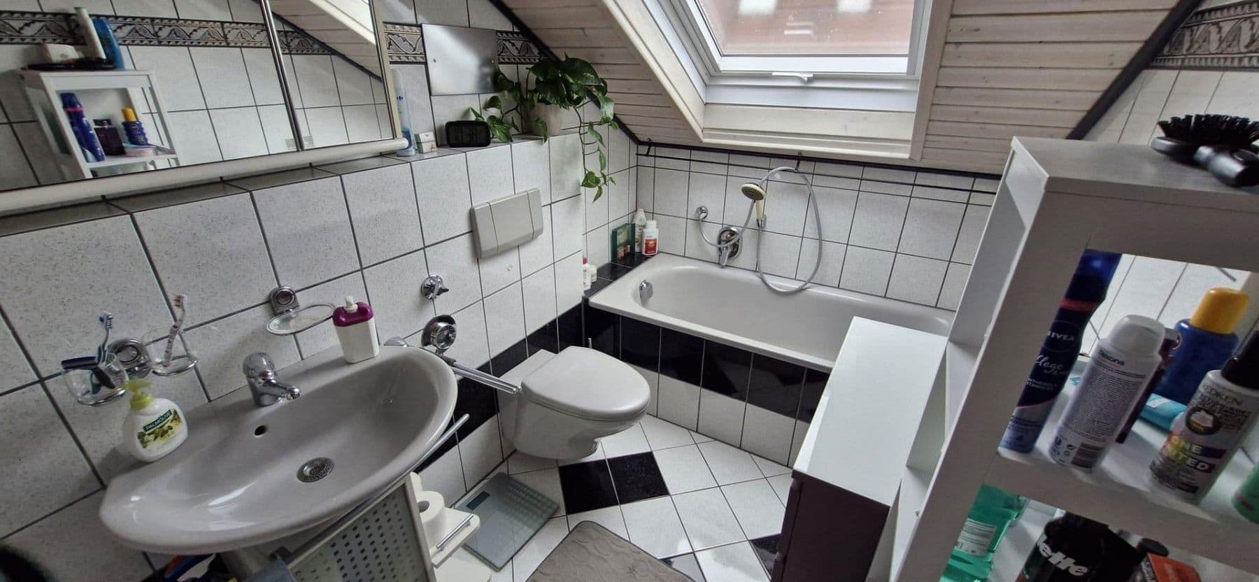 3 bedroom with open-plan kitchen flat for sale, 93 m², Allmersbach im Tal, Baden-Württemberg 3 bedroom with open-plan kitchen flat for sale, 93 m², Allmersbach im Tal, Baden-Württemberg