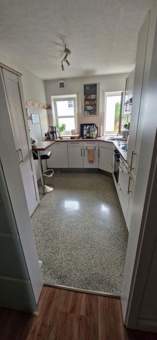 3 bedroom with open-plan kitchen flat for sale, 93 m², Allmersbach im Tal, Baden-Württemberg 3 bedroom with open-plan kitchen flat for sale, 93 m², Allmersbach im Tal, Baden-Württemberg