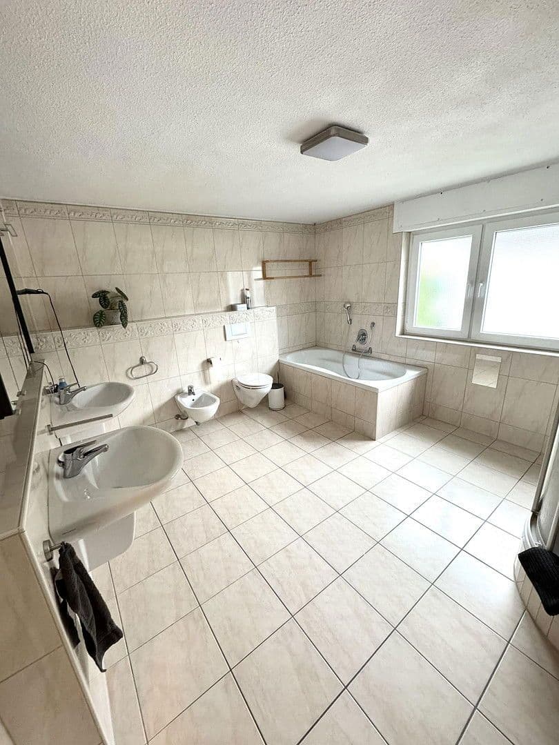 house for sale, 220 m², Muggensturm, Baden-Württemberg house for sale, 220 m², Muggensturm, Baden-Württemberg