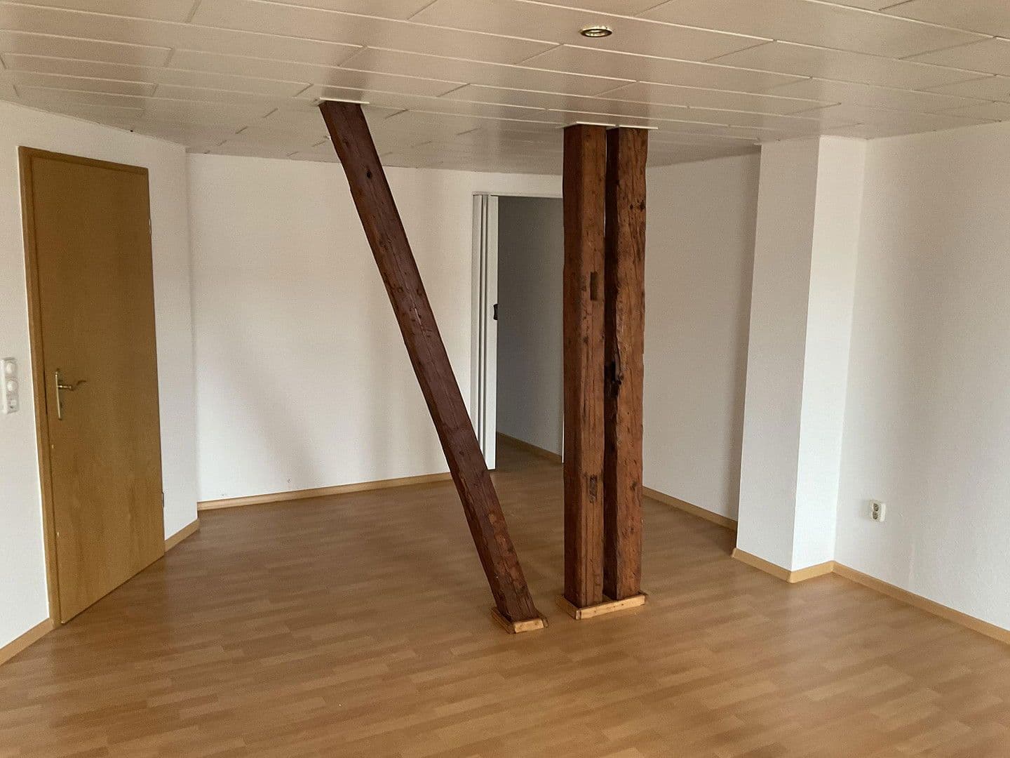 3 bedroom flat to rent, 100 m², Naumburg (Saale), Saxony-Anhalt 3 bedroom flat to rent, 100 m², Naumburg (Saale), Saxony-Anhalt