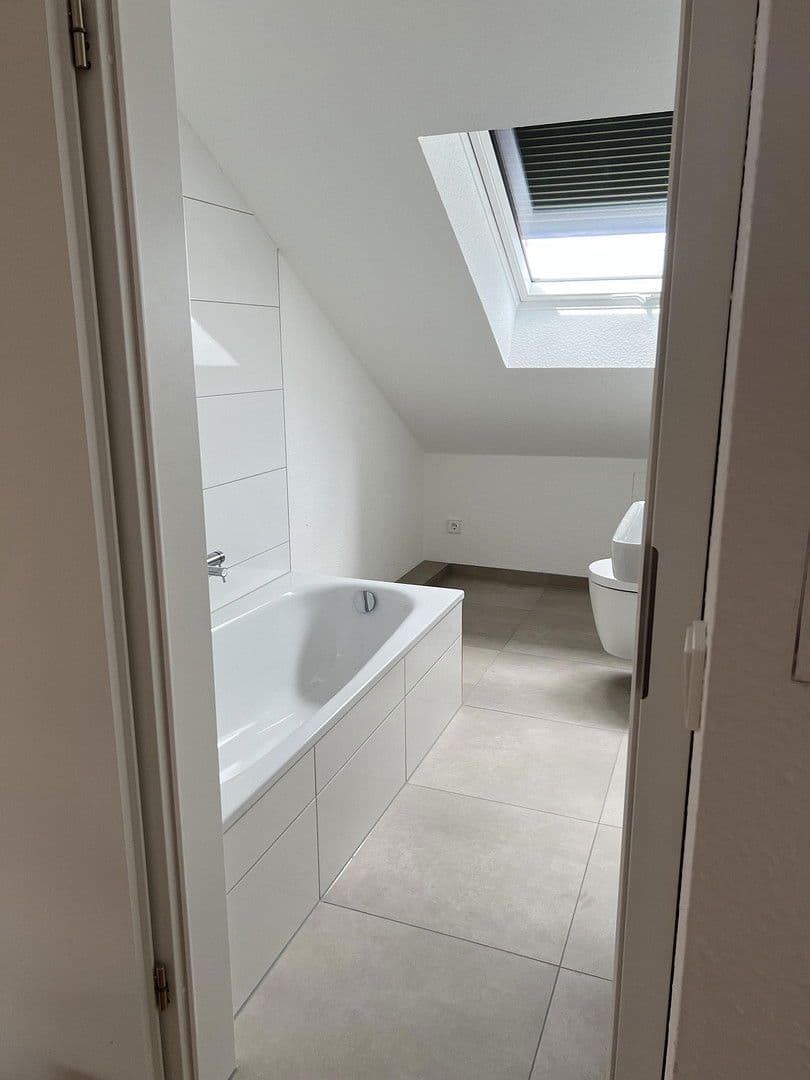 5 bedroom flat to rent, 126 m², Wiesbaden, Hesse 5 bedroom flat to rent, 126 m², Wiesbaden, Hesse