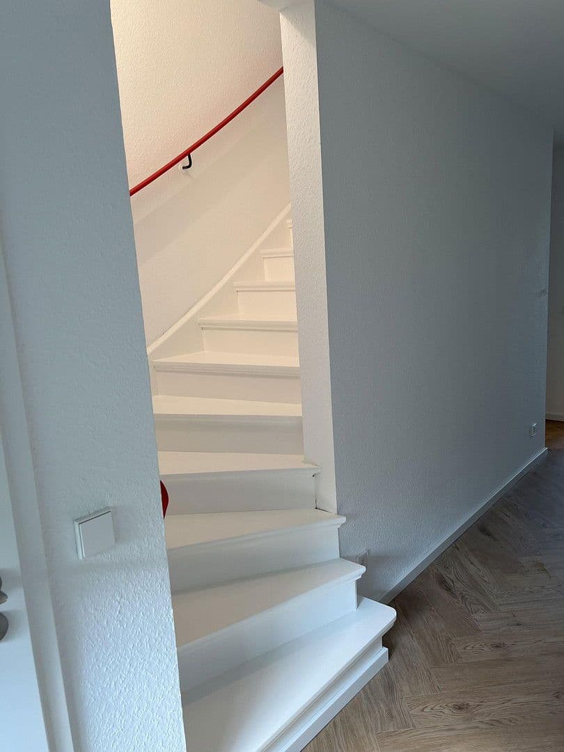 5 bedroom flat to rent, 126 m², Wiesbaden, Hesse 5 bedroom flat to rent, 126 m², Wiesbaden, Hesse