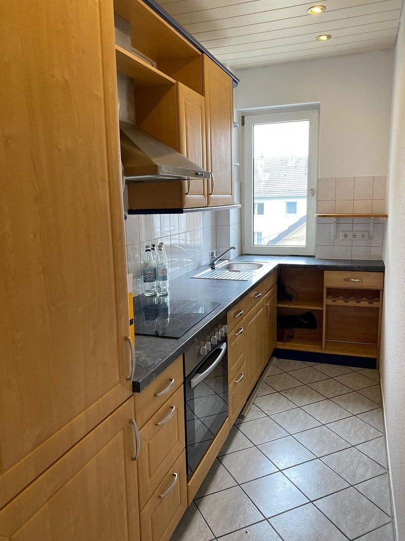 4 bedroom flat to rent, 68 m², Schützenstr. 75, Remscheid, North Rhine-Westphalia 4 bedroom flat to rent, 68 m², Schützenstr. 75, Remscheid, North Rhine-Westphalia