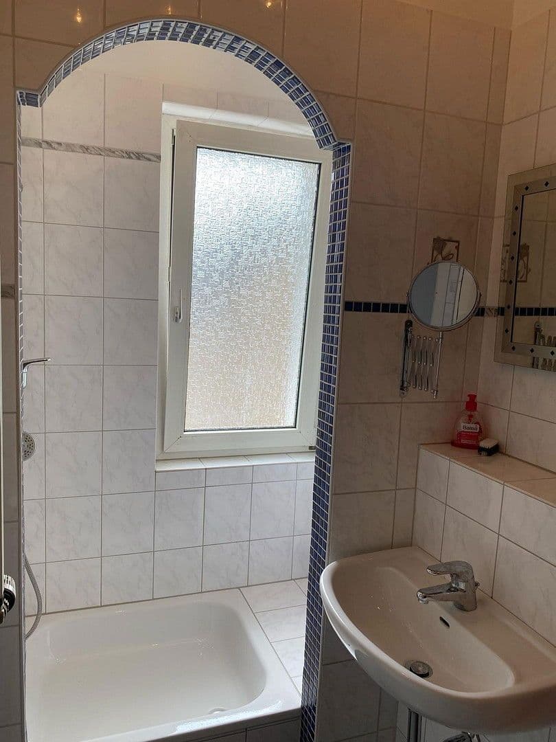 4 bedroom flat to rent, 68 m², Schützenstr. 75, Remscheid, North Rhine-Westphalia 4 bedroom flat to rent, 68 m², Schützenstr. 75, Remscheid, North Rhine-Westphalia