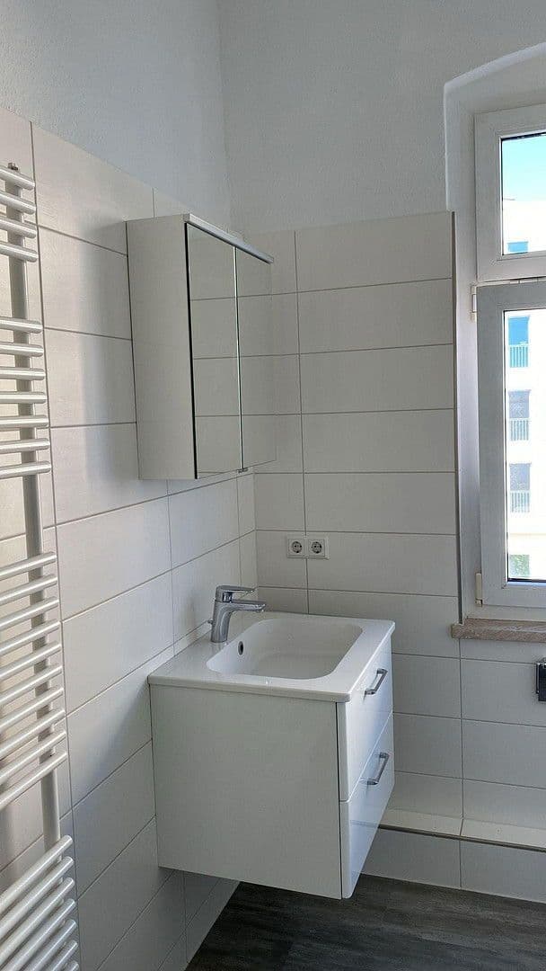 2 bedroom flat to rent, 72 m², Bahnhofstr.2, Zwickau, Saxony 2 bedroom flat to rent, 72 m², Bahnhofstr.2, Zwickau, Saxony