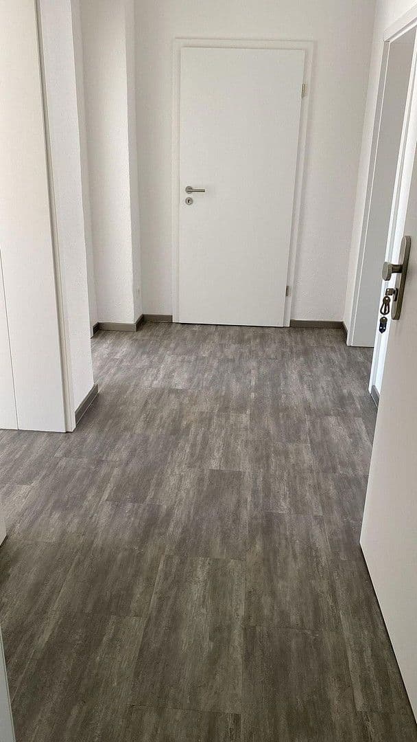 2 bedroom flat to rent, 72 m², Bahnhofstr.2, Zwickau, Saxony 2 bedroom flat to rent, 72 m², Bahnhofstr.2, Zwickau, Saxony