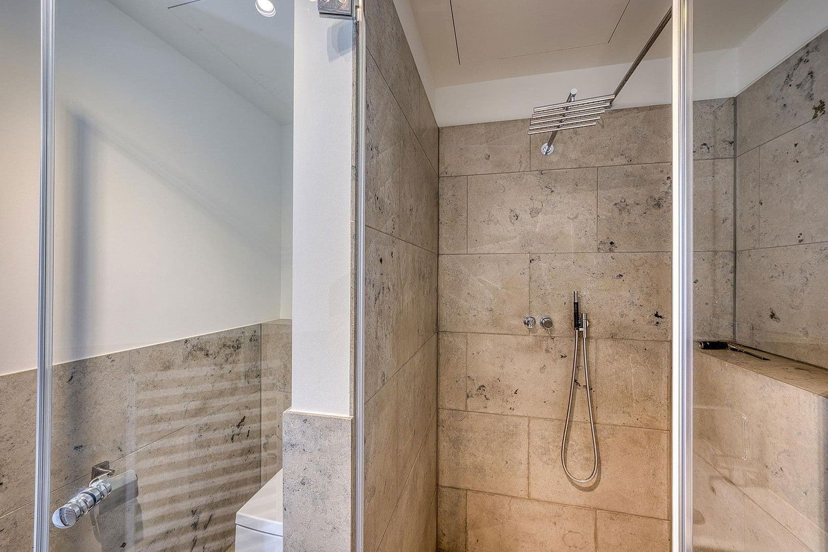 2 bedroom flat to rent, 74 m², Hainer Weg 80, Frankfurt, Hesse 2 bedroom flat to rent, 74 m², Hainer Weg 80, Frankfurt, Hesse