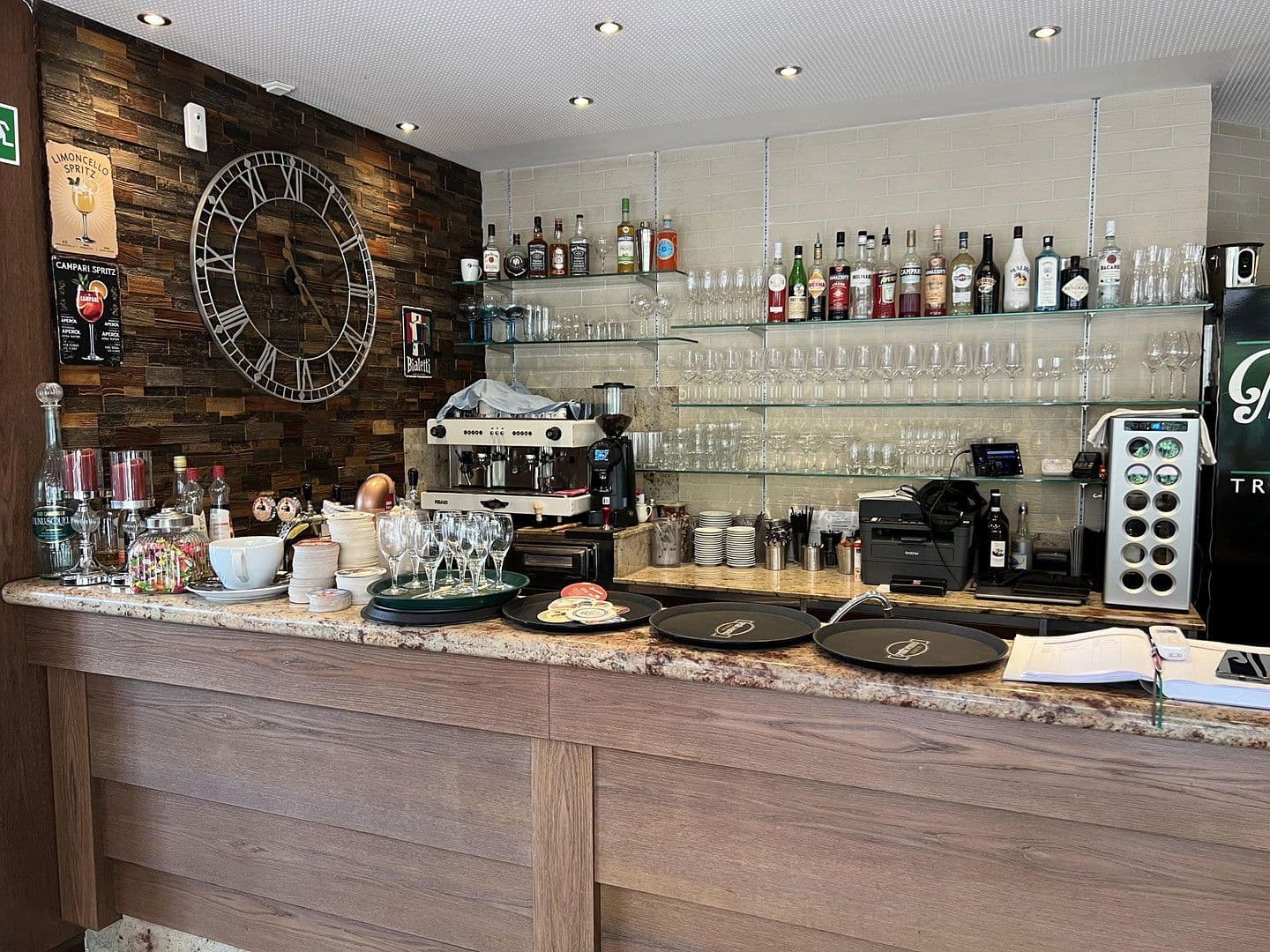 non-residential property for sale, 250 m², Uerdingerstr 552a, Krefeld Bockum, North Rhine-Westphalia non-residential property for sale, 250 m², Uerdingerstr 552a, Krefeld Bockum, North Rhine-Westphalia