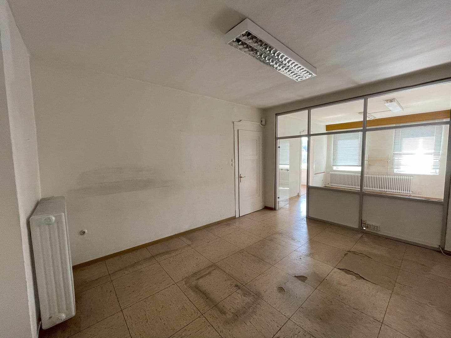 non-residential property for sale, 2,765 m², Sundern, North Rhine-Westphalia non-residential property for sale, 2,765 m², Sundern, North Rhine-Westphalia