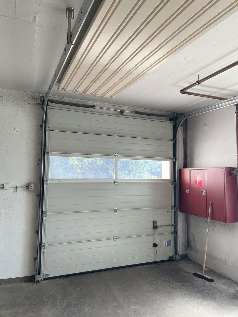 non-residential property for sale, 2,765 m², Sundern, North Rhine-Westphalia non-residential property for sale, 2,765 m², Sundern, North Rhine-Westphalia