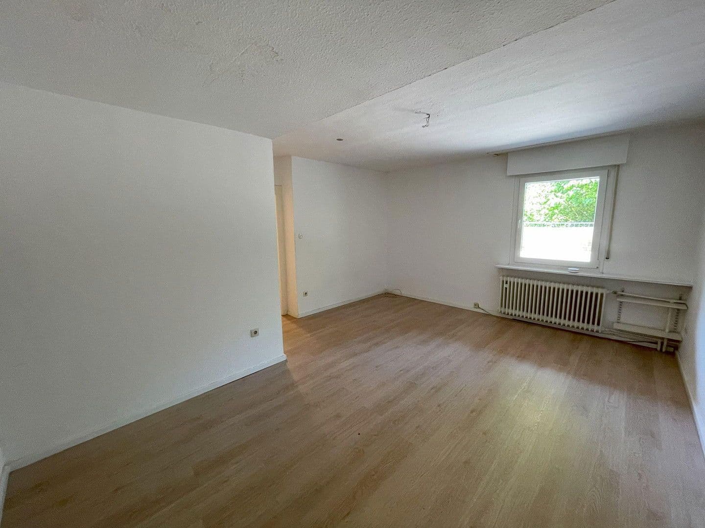 non-residential property for sale, 2,765 m², Sundern, North Rhine-Westphalia non-residential property for sale, 2,765 m², Sundern, North Rhine-Westphalia