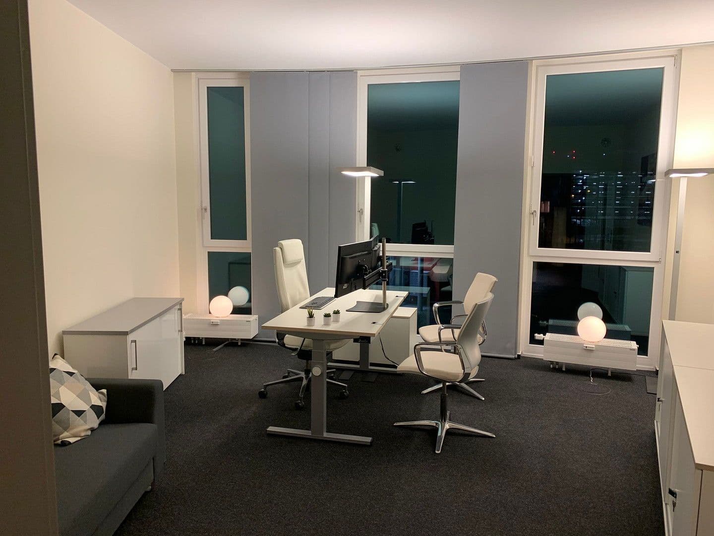 office to rent, 295 m², Südportal 3, Norderstedt, Schleswig-Holstein office to rent, 295 m², Südportal 3, Norderstedt, Schleswig-Holstein