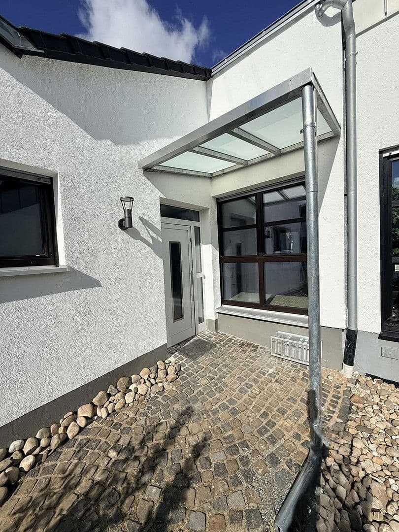 1 bedroom with open-plan kitchen flat to rent, 115 m², Rodenbach, Hesse 1 bedroom with open-plan kitchen flat to rent, 115 m², Rodenbach, Hesse