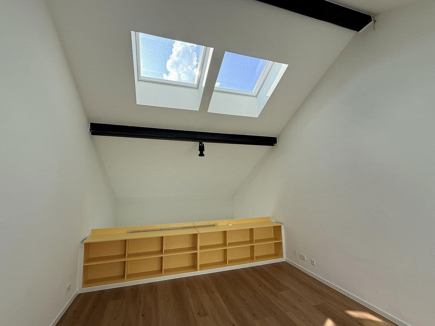 1 bedroom with open-plan kitchen flat to rent, 115 m², Rodenbach, Hesse 1 bedroom with open-plan kitchen flat to rent, 115 m², Rodenbach, Hesse