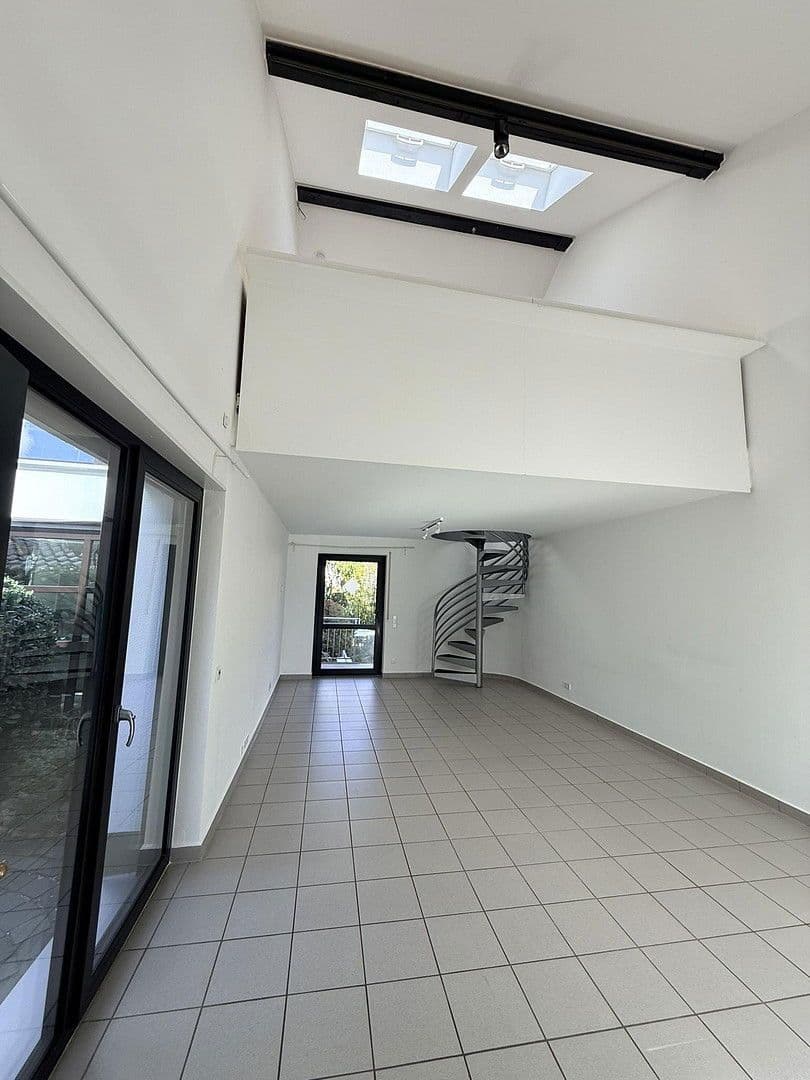 1 bedroom with open-plan kitchen flat to rent, 115 m², Rodenbach, Hesse 1 bedroom with open-plan kitchen flat to rent, 115 m², Rodenbach, Hesse