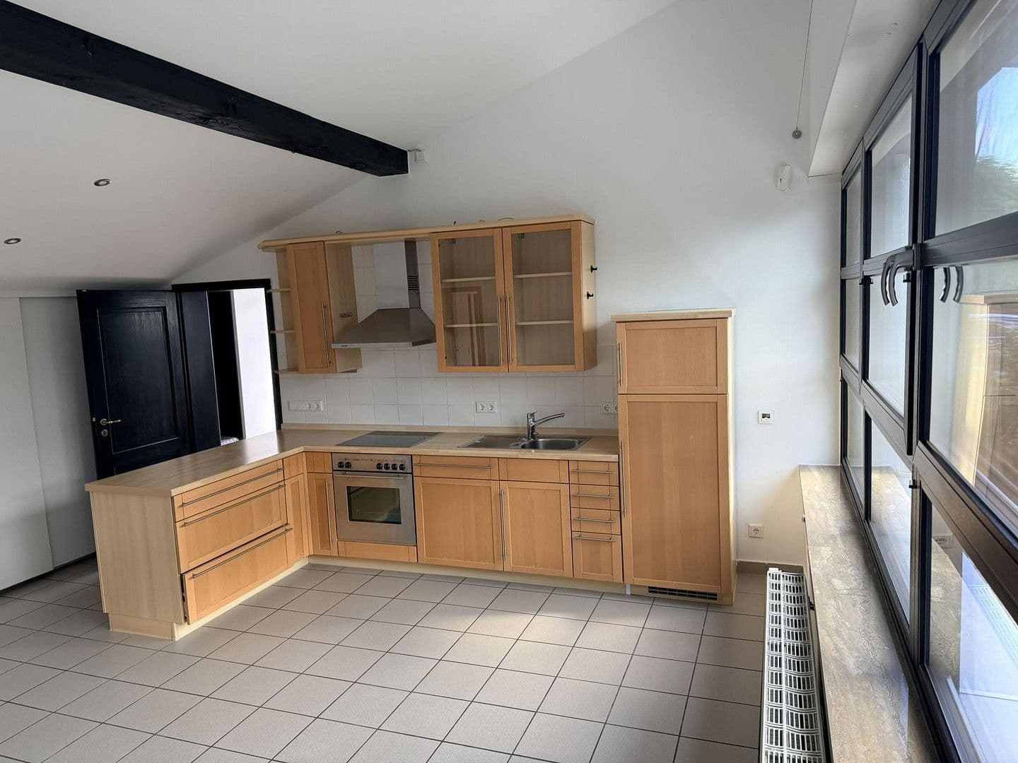 1 bedroom with open-plan kitchen flat to rent, 115 m², Rodenbach, Hesse 1 bedroom with open-plan kitchen flat to rent, 115 m², Rodenbach, Hesse