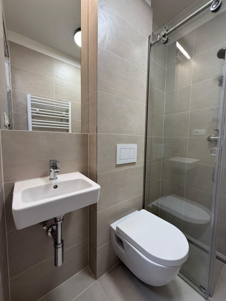 Studio flat to rent, 17 m², Hloušecká, Kutná Hora, Středočeský Region Studio flat to rent, 17 m², Hloušecká, Kutná Hora, Středočeský Region