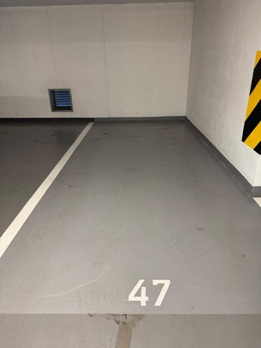 1 bedroom with open-plan kitchen flat to rent, 59 m², Symfonická, Prague, Prague 1 bedroom with open-plan kitchen flat to rent, 59 m², Symfonická, Prague, Prague