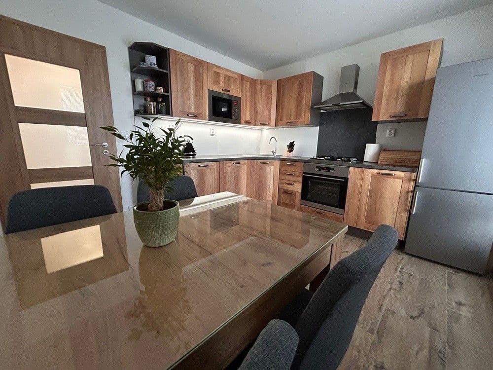 3 bedroom flat for sale, 74 m², Halalovka, Trenčín, Trenčiansky Region 3 bedroom flat for sale, 74 m², Halalovka, Trenčín, Trenčiansky Region