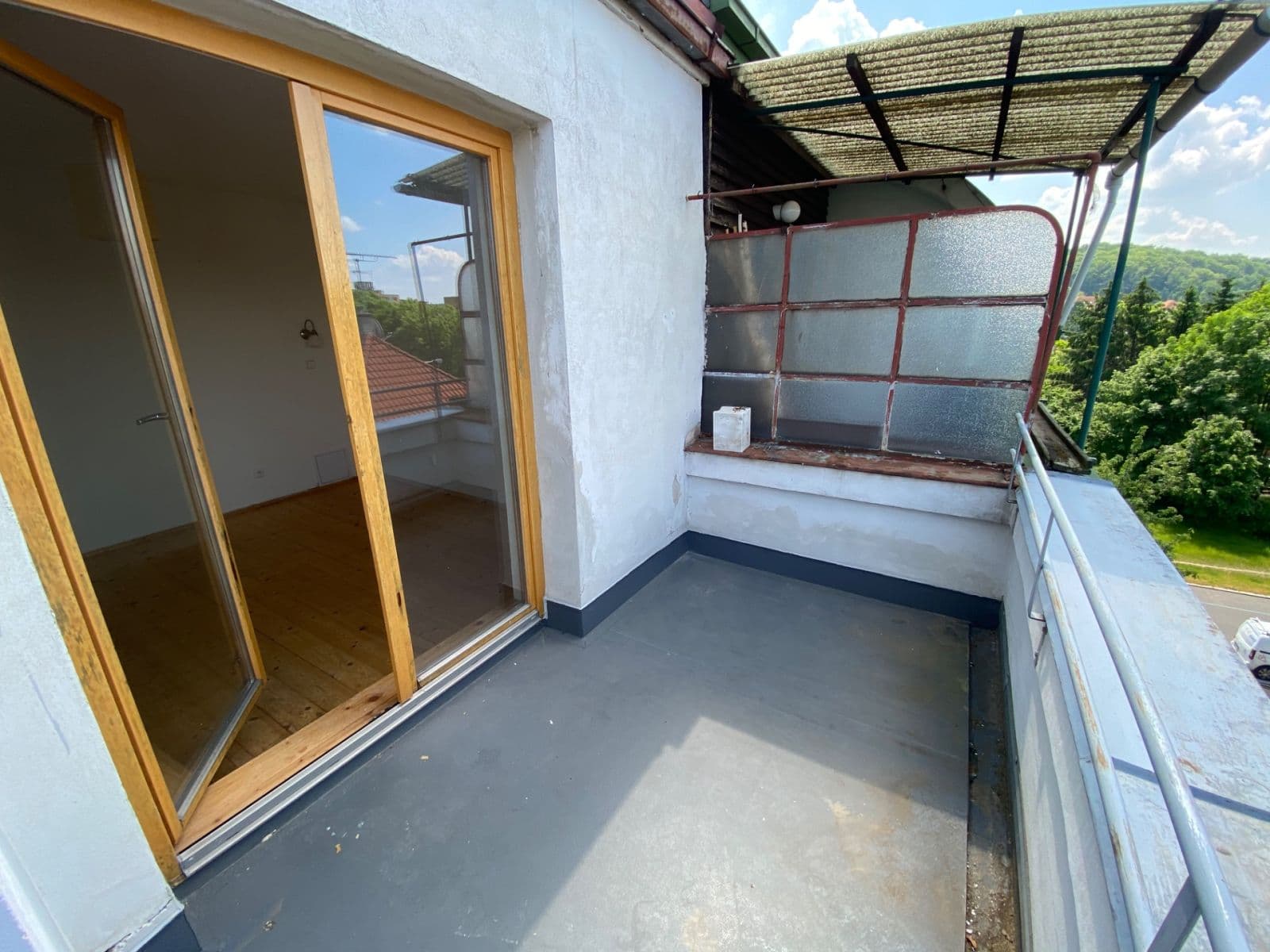 4 bedroom with open-plan kitchen flat to rent, 105 m², Za Vokovickou vozovnou, Prague, Prague 4 bedroom with open-plan kitchen flat to rent, 105 m², Za Vokovickou vozovnou, Prague, Prague