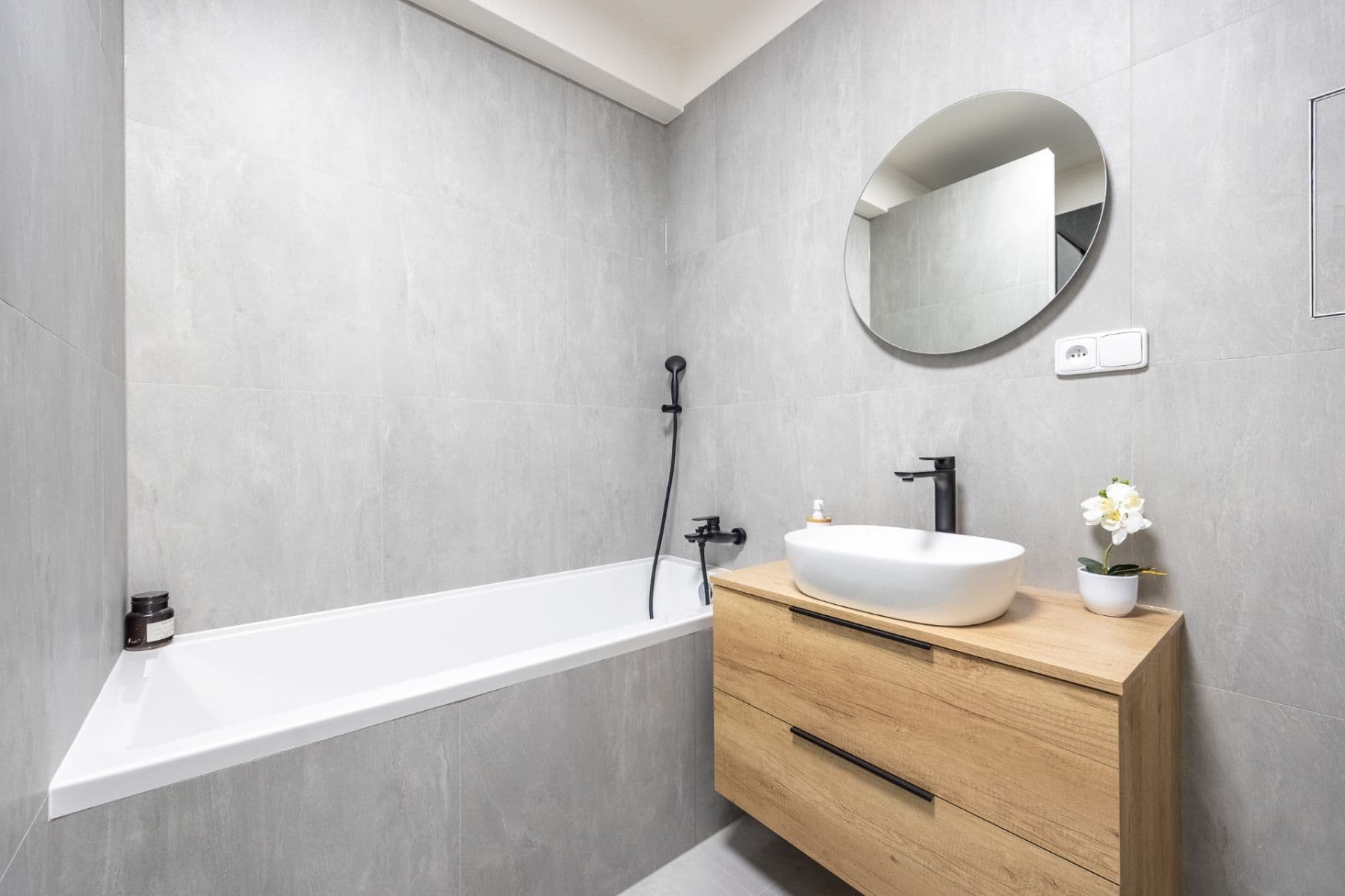 2 bedroom with open-plan kitchen flat for sale, 89 m², Velenovského, Prague, Prague 2 bedroom with open-plan kitchen flat for sale, 89 m², Velenovského, Prague, Prague