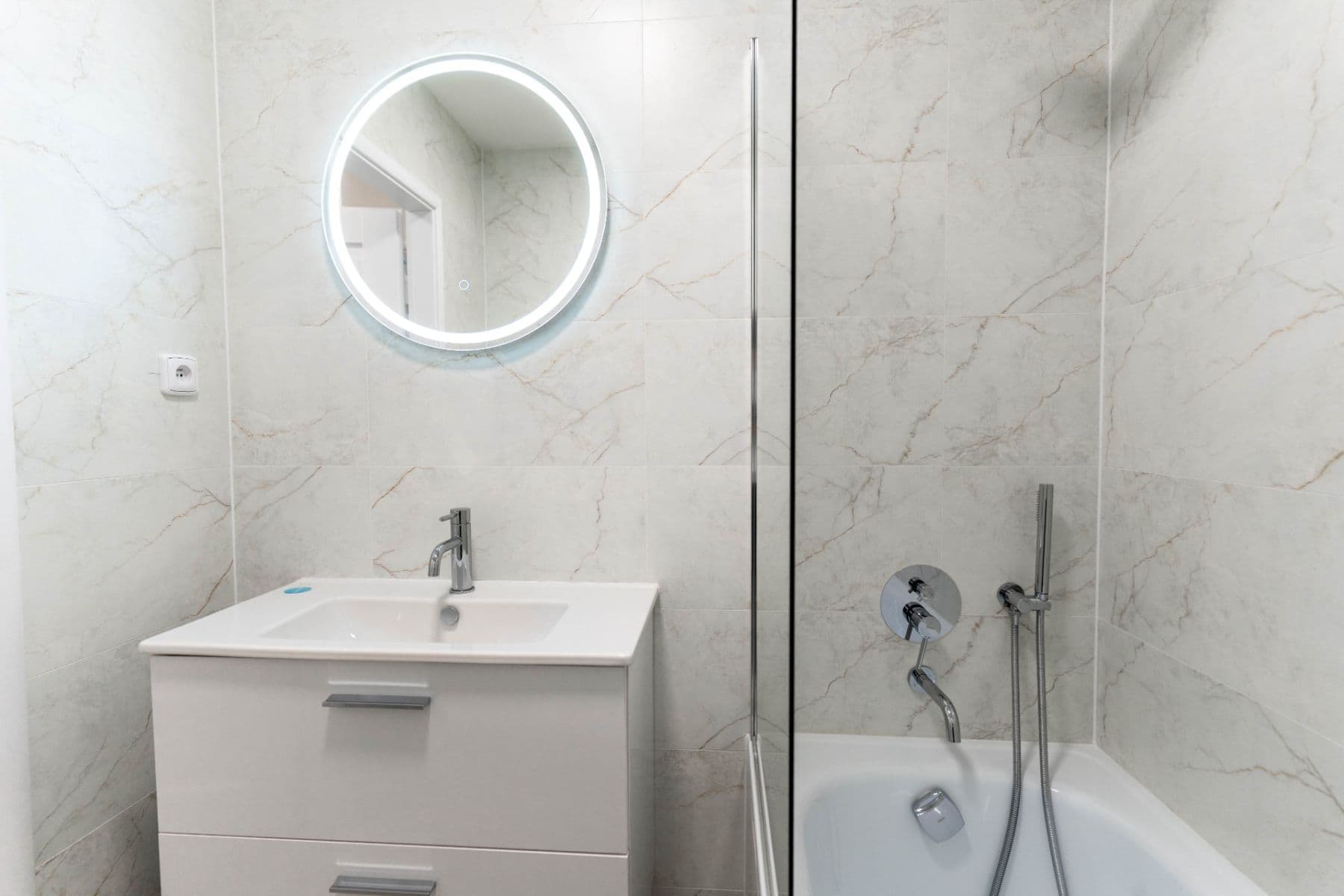 3 bedroom flat for sale, 77 m², Hekrova, Prague, Prague 3 bedroom flat for sale, 77 m², Hekrova, Prague, Prague