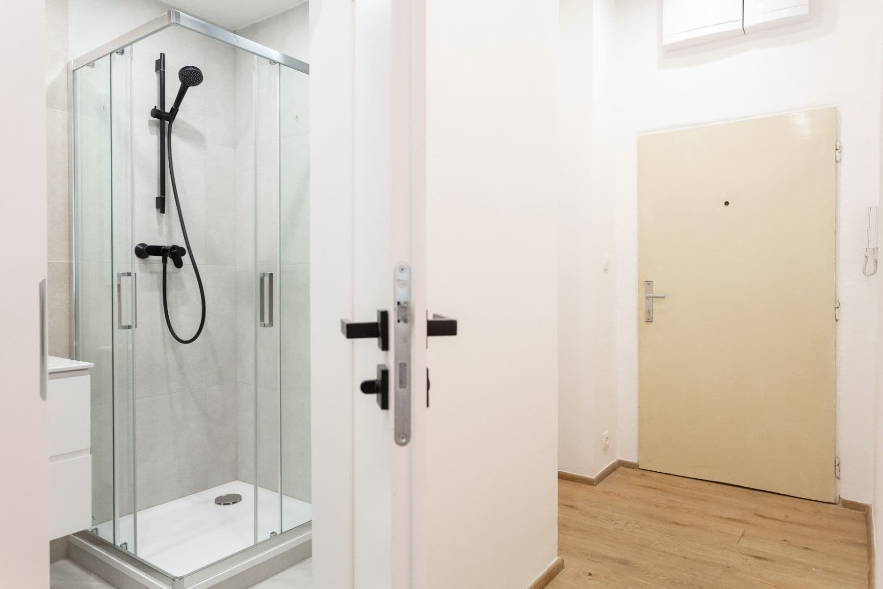 2 bedroom with open-plan kitchen flat for sale, 70 m², Řehořova, Prague, Prague 2 bedroom with open-plan kitchen flat for sale, 70 m², Řehořova, Prague, Prague