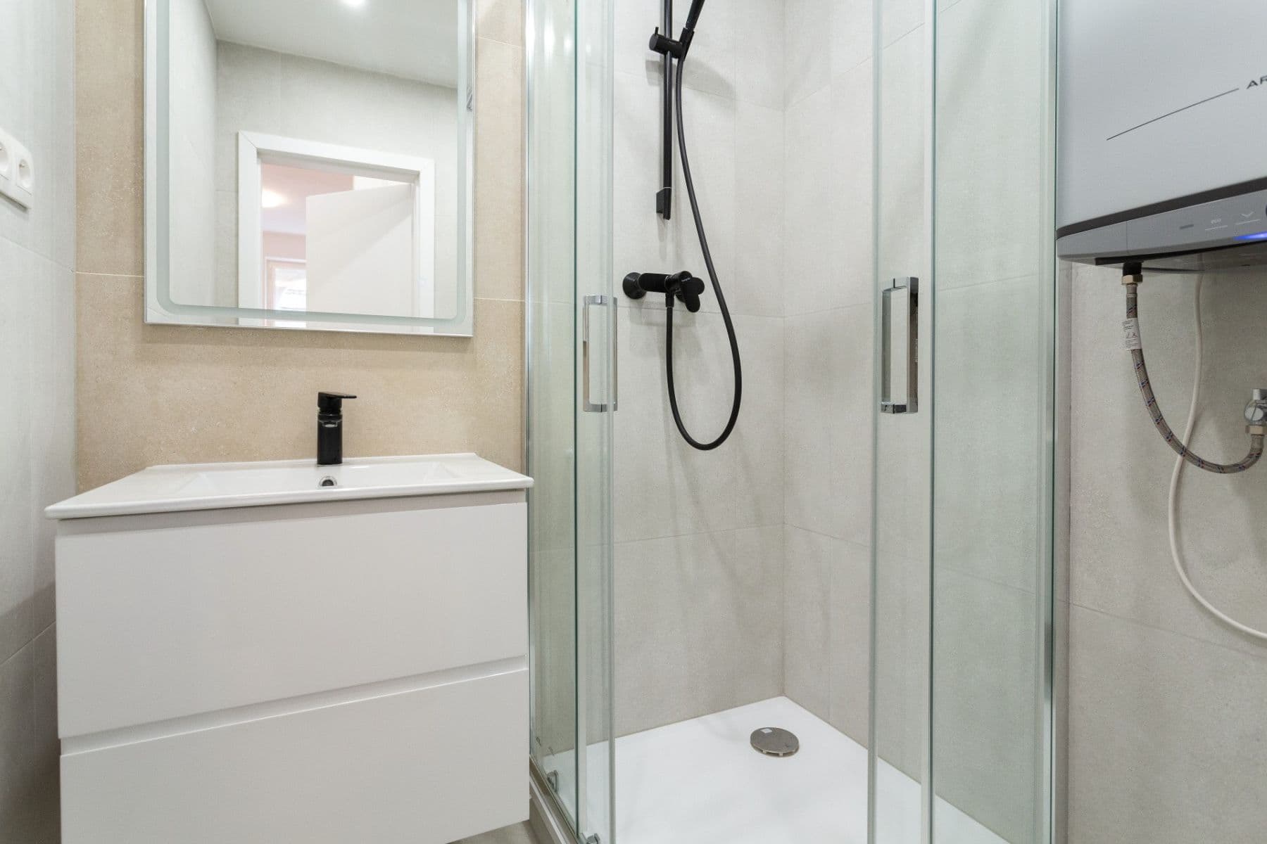 2 bedroom with open-plan kitchen flat for sale, 70 m², Řehořova, Prague, Prague 2 bedroom with open-plan kitchen flat for sale, 70 m², Řehořova, Prague, Prague