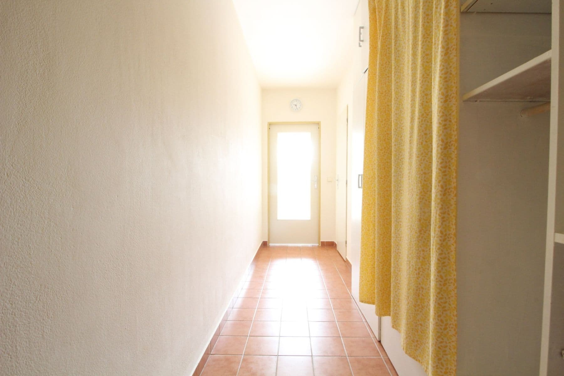 Studio flat to rent, 48 m², Nad Štolami, Odolena Voda, Středočeský Region Studio flat to rent, 48 m², Nad Štolami, Odolena Voda, Středočeský Region